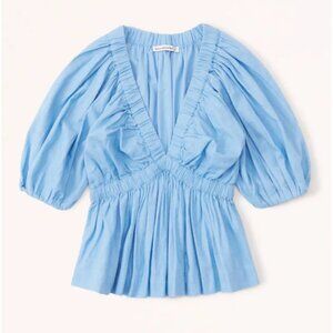 Abercrombie & Fitch Light Blue Short Sleeve Linen-Blend Plunge Top (XS)